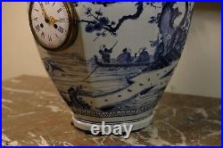Rare Antique Japanese Arita kakiemon style 17th Century Clock Vase, Top! 63 cm